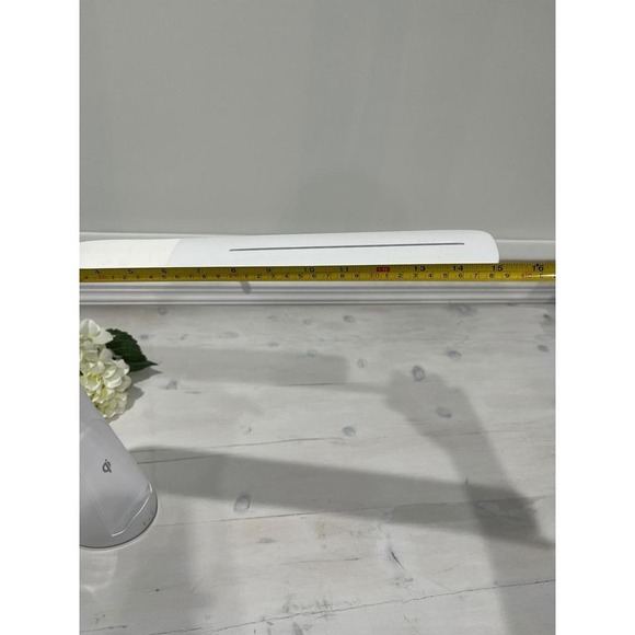 OttLite LED Desk Lamp Charging Pad USB Port White Adjustable - Picture 8 of 8